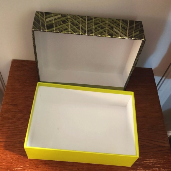 Kenneth Cole Reaction Cologne Empty Box Green - Picture 6 of 7